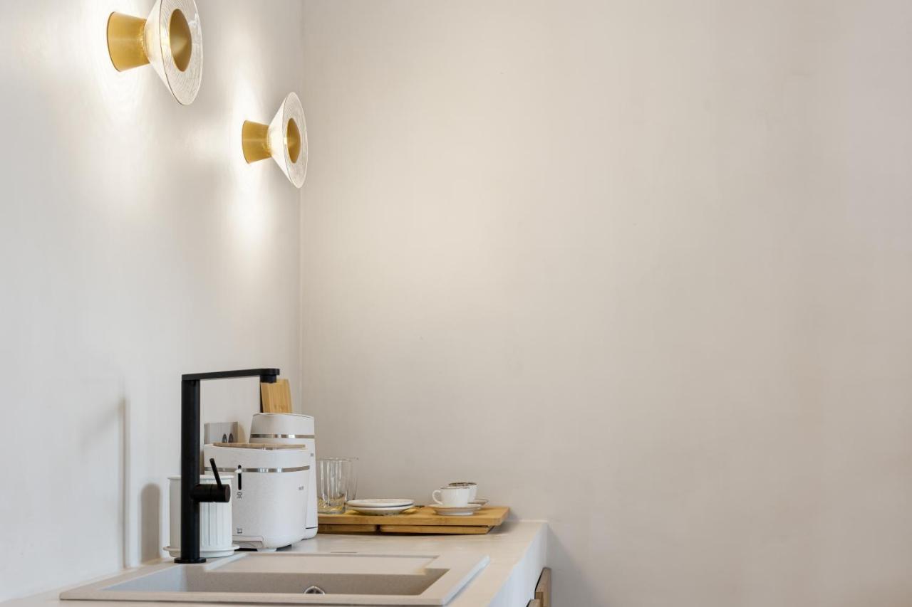 Tellion Suites อาโยส นิกีตัส ภายนอก รูปภาพ