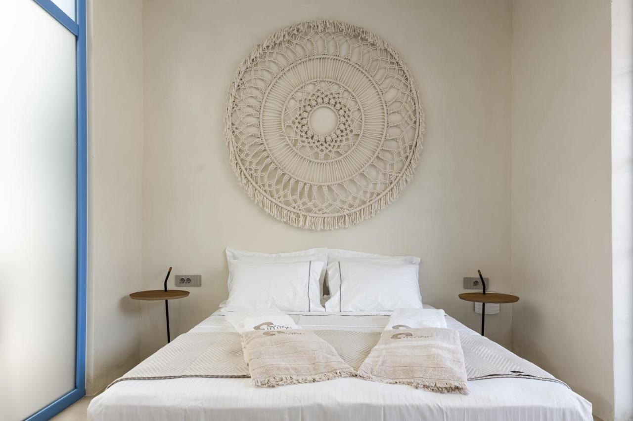 Tellion Suites อาโยส นิกีตัส ภายนอก รูปภาพ