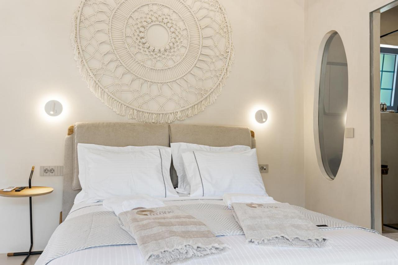 Tellion Suites อาโยส นิกีตัส ภายนอก รูปภาพ
