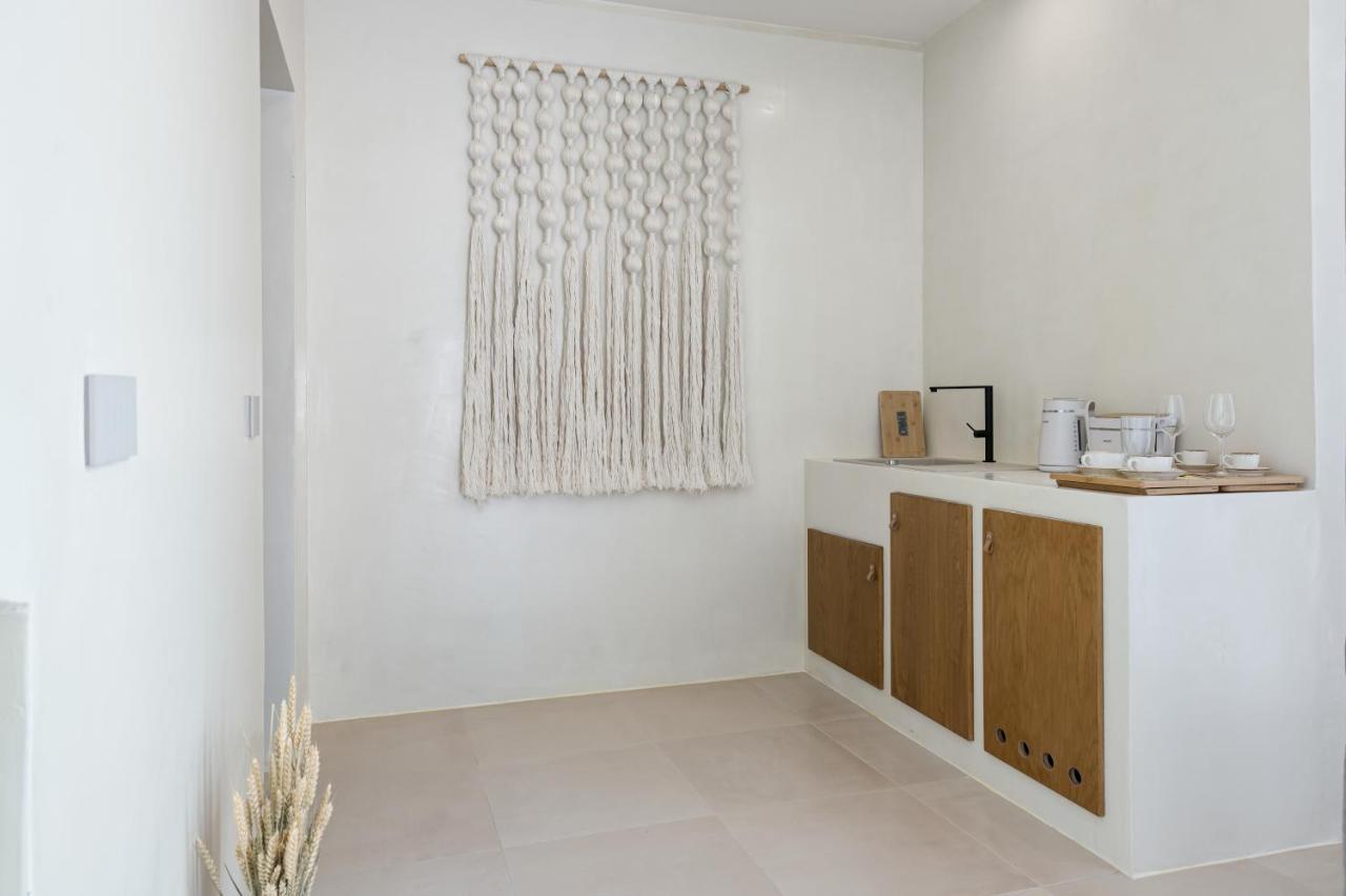 Tellion Suites อาโยส นิกีตัส ภายนอก รูปภาพ